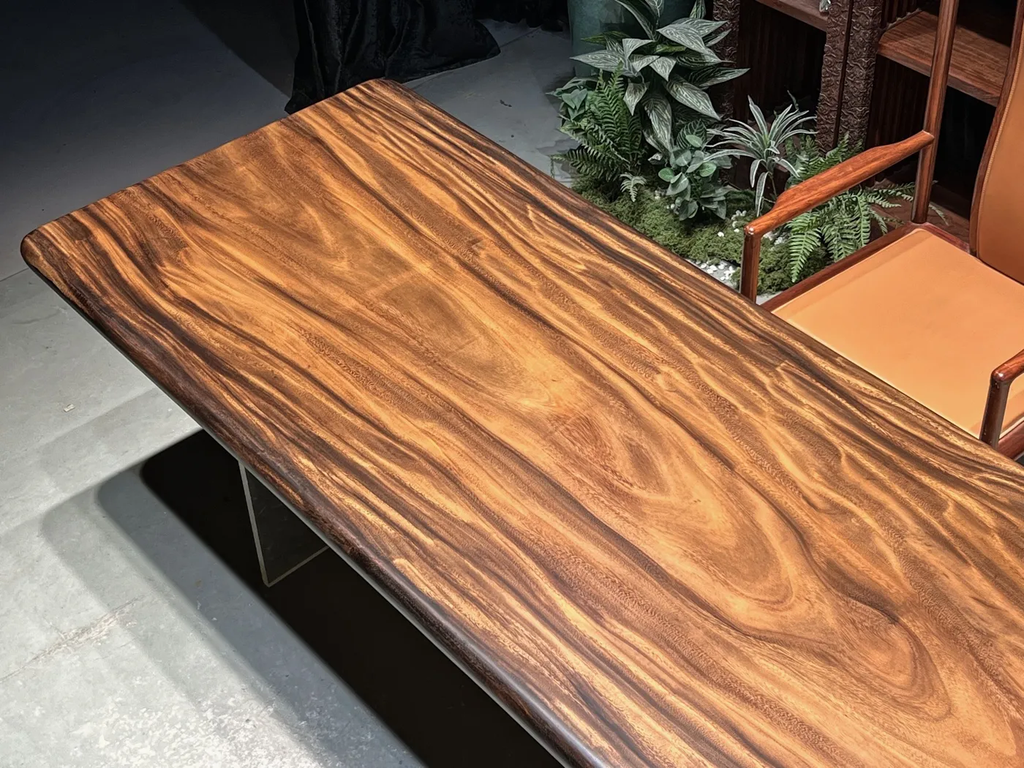 Factory-direct solid wood slabs (single-piece natural timber)—available in South American Walnut or North American Black Walnut—suitable for coffee tables, tea rooms, offices, or desks.