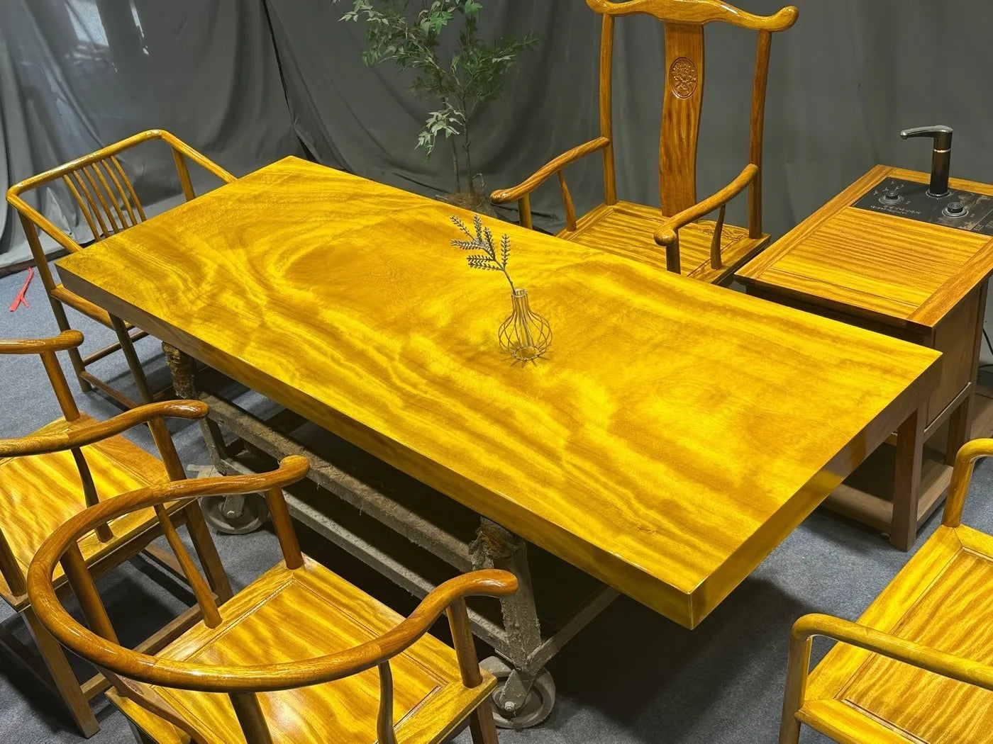 Golden-Thread Phoebe (Jin-si Nanmu) Live-Edge Slab Tea Table(suitable for tea ceremonies, dining, or coffee) — Solid Wood, Stainless Steel Base Included