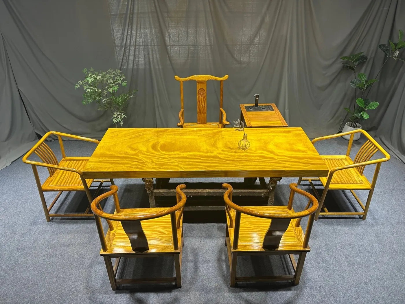 Golden-Thread Phoebe (Jin-si Nanmu) Live-Edge Slab Tea Table(suitable for tea ceremonies, dining, or coffee) — Solid Wood, Stainless Steel Base Included