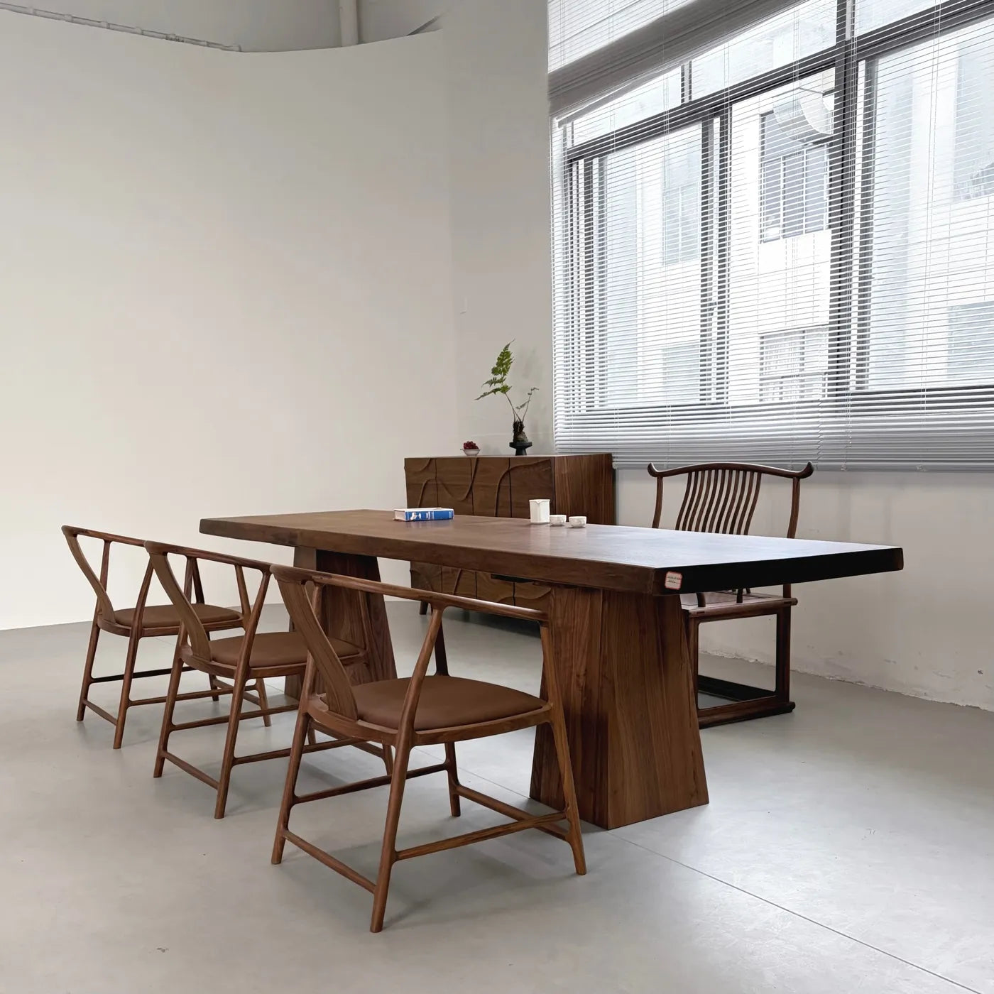 North American Black Walnut Live Edge Dining Table 304*81-83-87*6.5