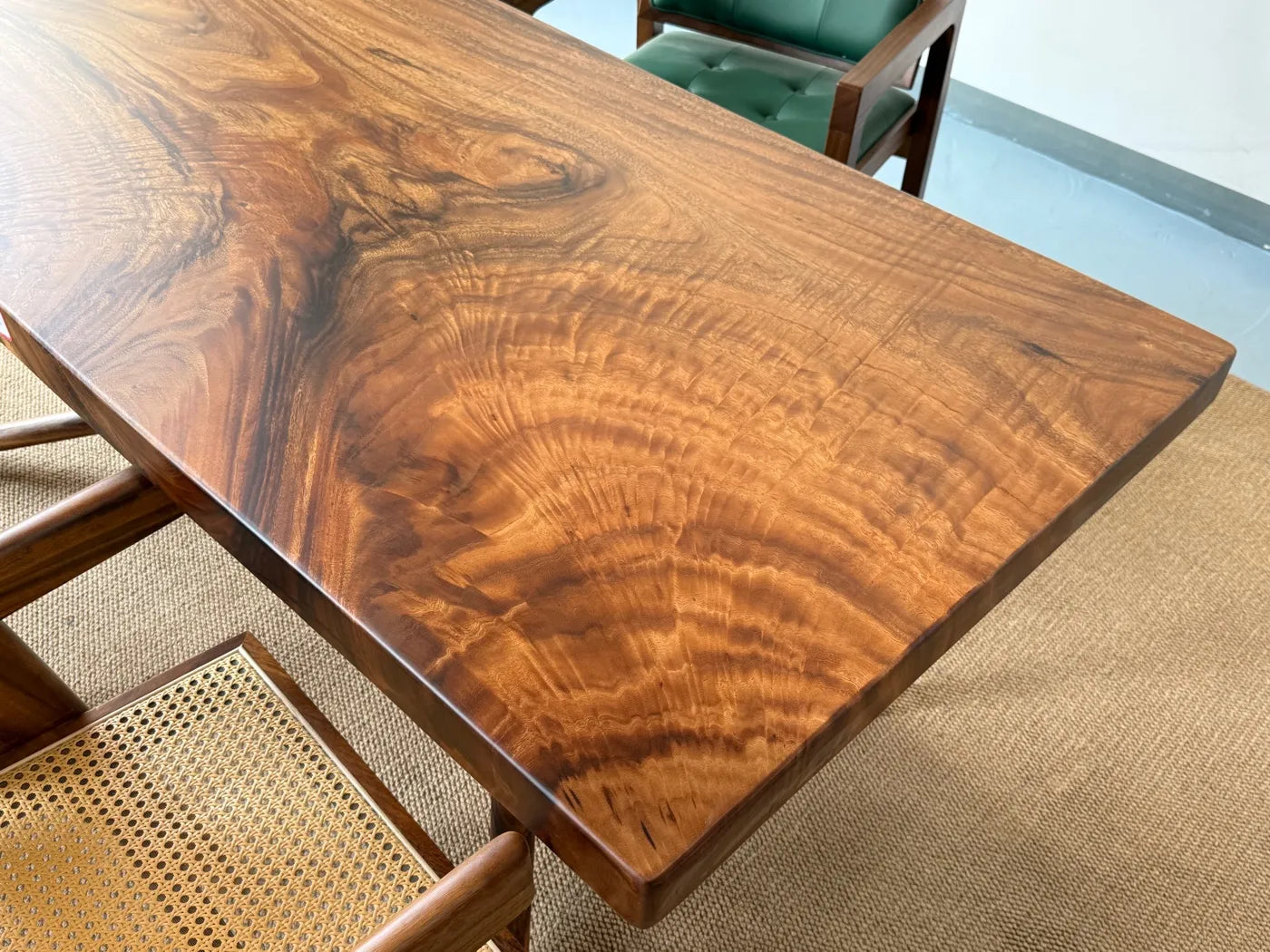 Factory Direct Large Solid Wood Slabs | Walnut & Black Walnut